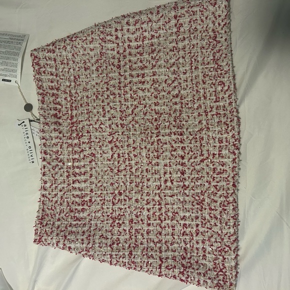 Riley Tweed Skirt
Alice + Olivia - Picture 3 of 5